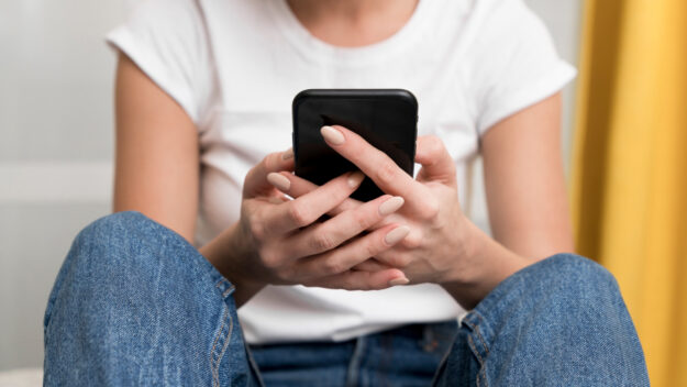 Adicción al móvil, los vídeos o las redes sociales: cuándo deja de ser entretenimiento Adicción al móvil, los vídeos o las redes sociales: cuándo deja de ser entretenimiento